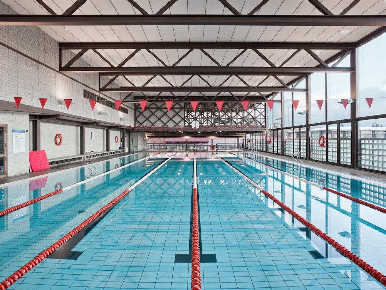 Centro Deportivo Municipal Escuelas de San Antón