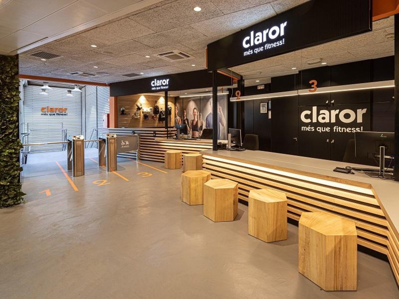 Centre Esportiu Municipal Claror en Barcelona