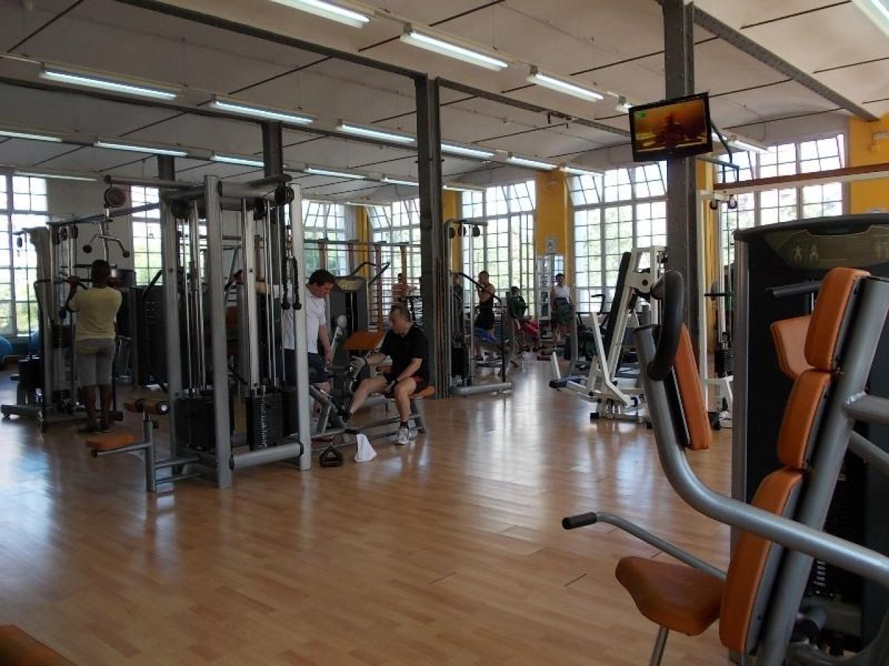 Centre Esportiu Municipal Can Felipa en Barcelona