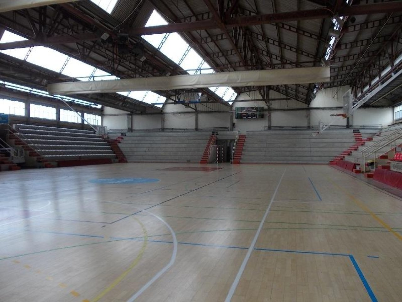 PAVELLÓ MUNICIPAL D'ESPORTS DE PALAU en Girona